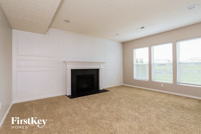 1863 Greentree Meadows Dr - Photo 3 of 15