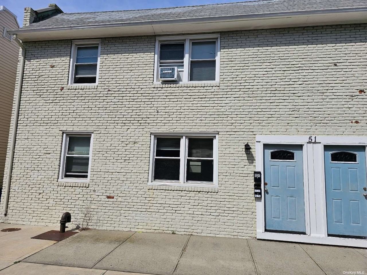 51 Michigan Street - Photo 2 of 11