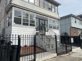 featured image of 118 Isabella Ave #1