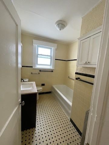 118 Isabella Ave #1 - Photo 5 of 8