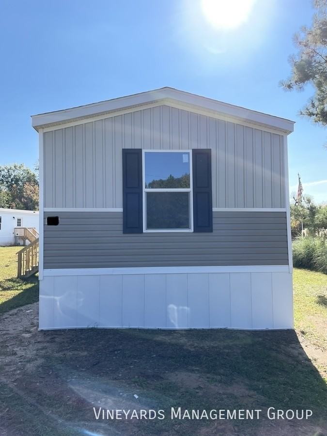 107 Jonquil Ln - Photo 2 of 13