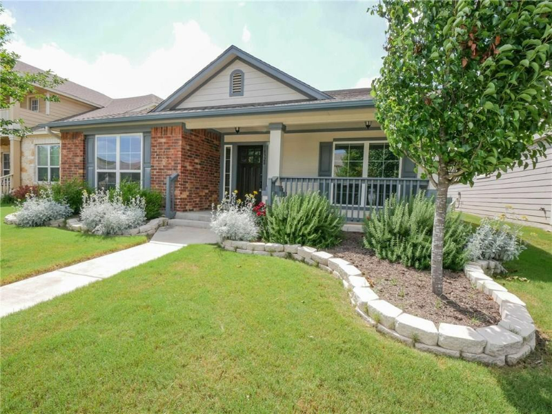 18328 Friendship Hill Dr - Photo 2 of 27