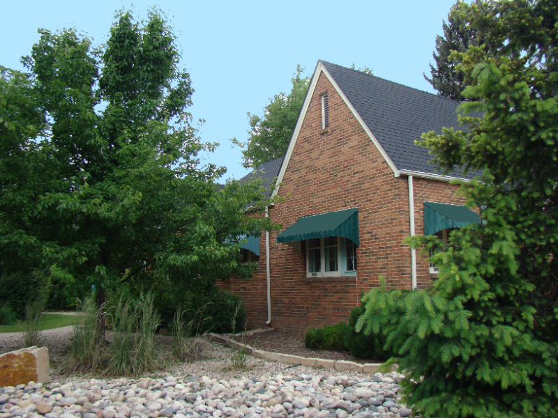 645 S Whitcomb St #A - Photo 3 of 16