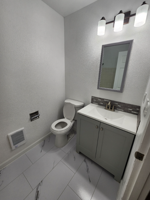 1636 10th Ave - Photo 3 of 12