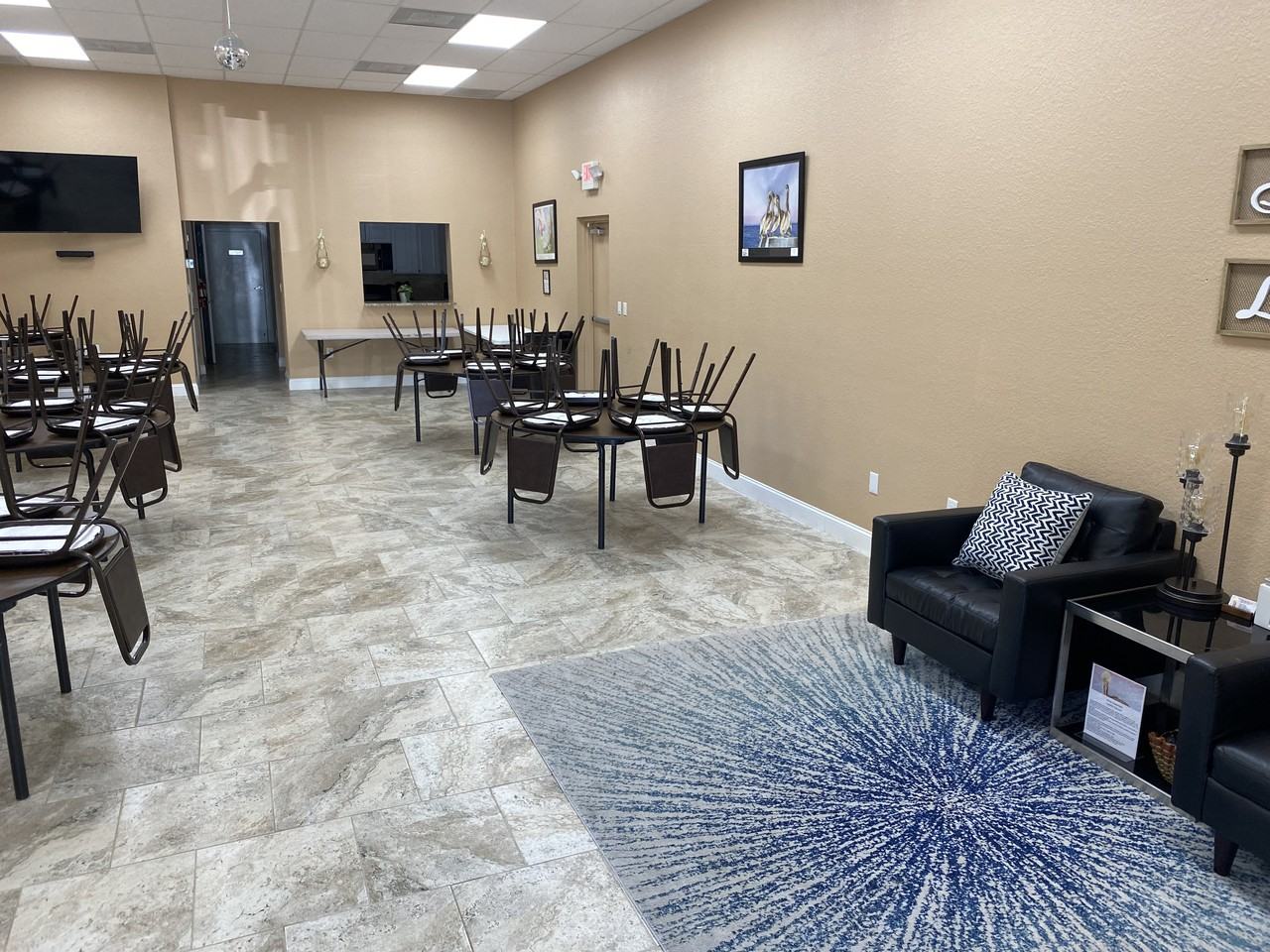 Crescent Lane Apartments - Photo 7 of 12
