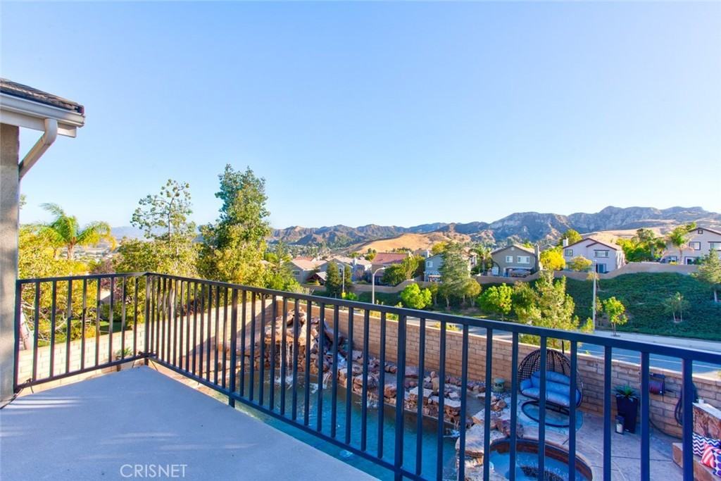 27814 Mariposa Ln - Photo 2 of 50