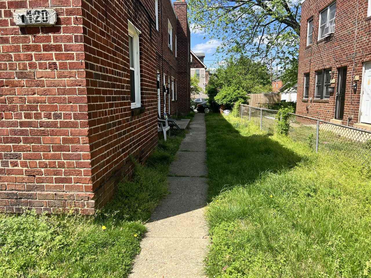 1120 46th St Ne #2 - Photo 3 of 13