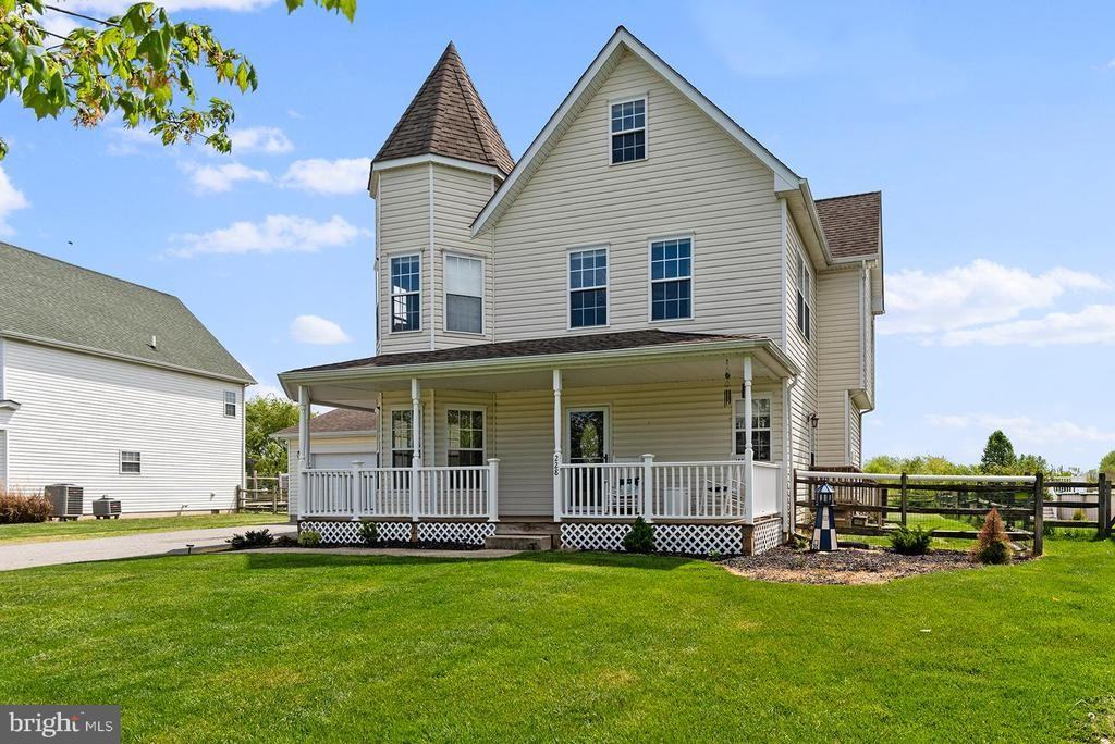 228 Ariel Ave - Photo 3 of 33