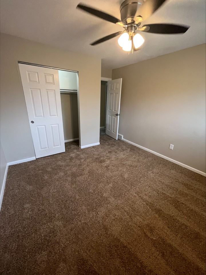 1950 Genessee Ave #2 - Photo 3 of 14