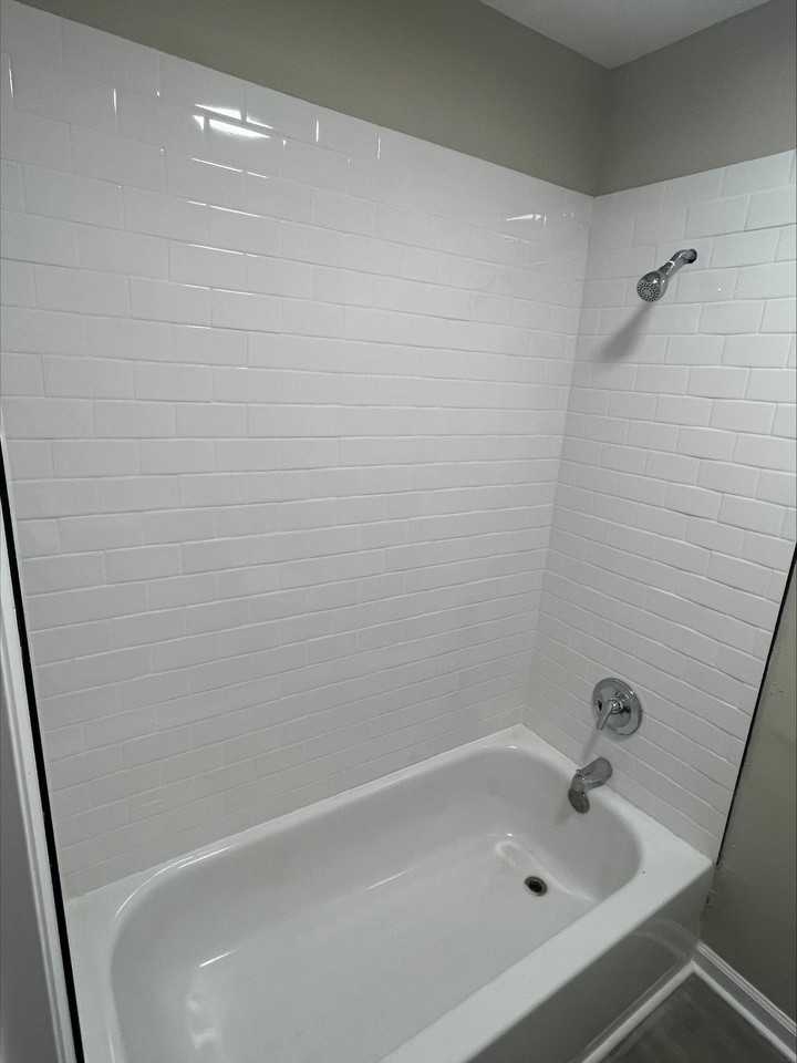 1950 Genessee Ave #2 - Photo 6 of 14
