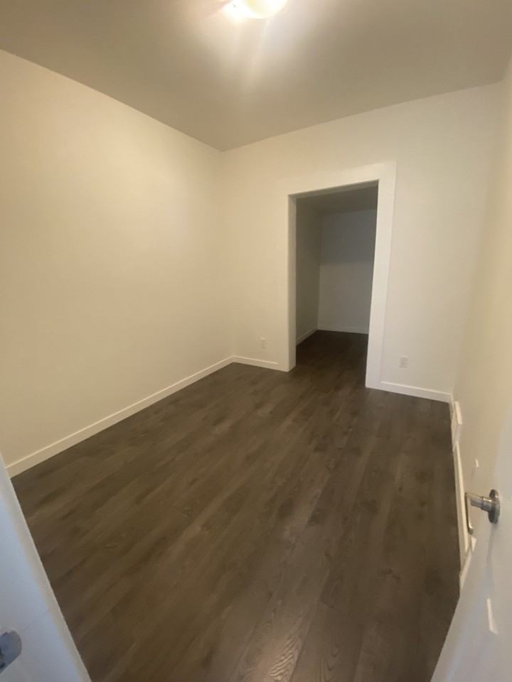 204 Yale Ave W, Winnipeg, MB R2C 1T8, CAN 3 bedroom House Rental Zumper