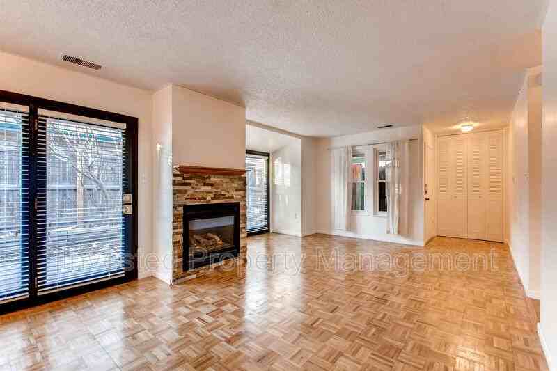 5910 S Willow Way - Photo 3 of 13