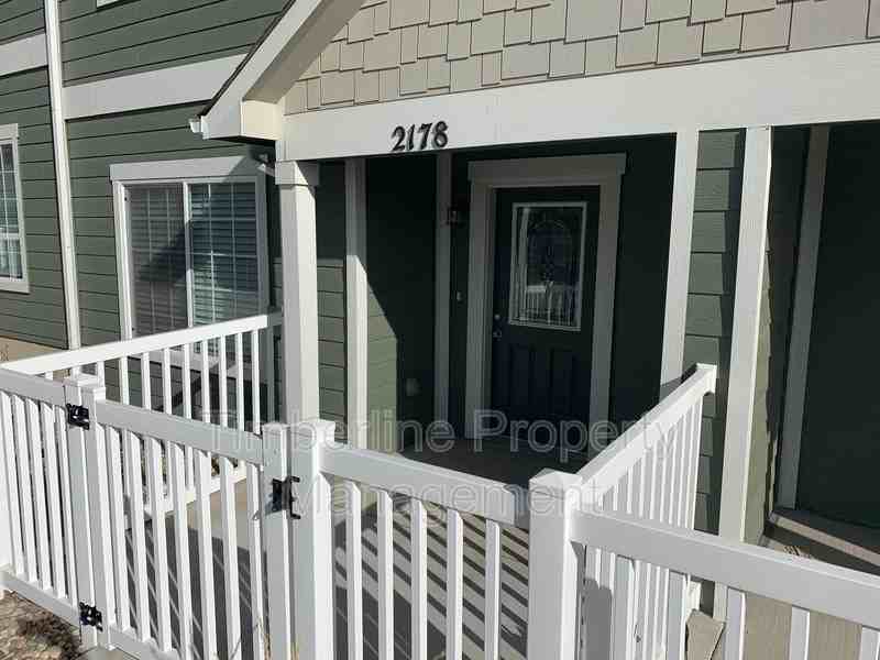 2178 Phillips Aly - Photo 2 of 17