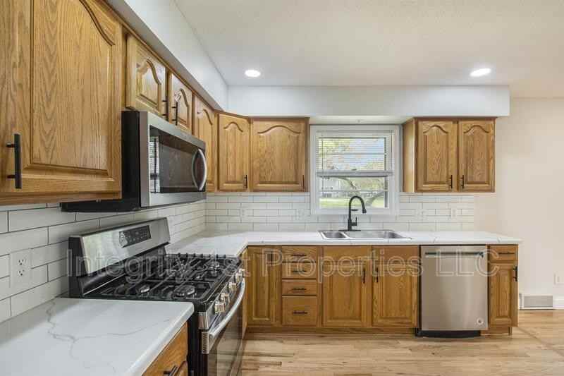 9512 W 56th Ter #9512 - Photo 2 of 14