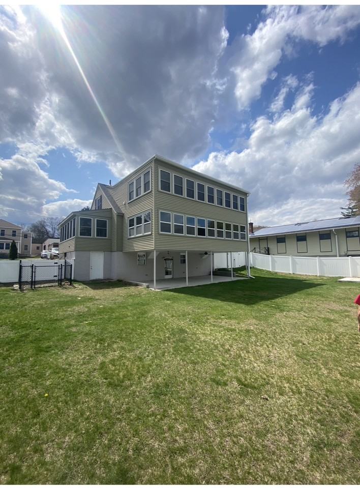 706 Lancaster St #2 - Photo 2 of 2