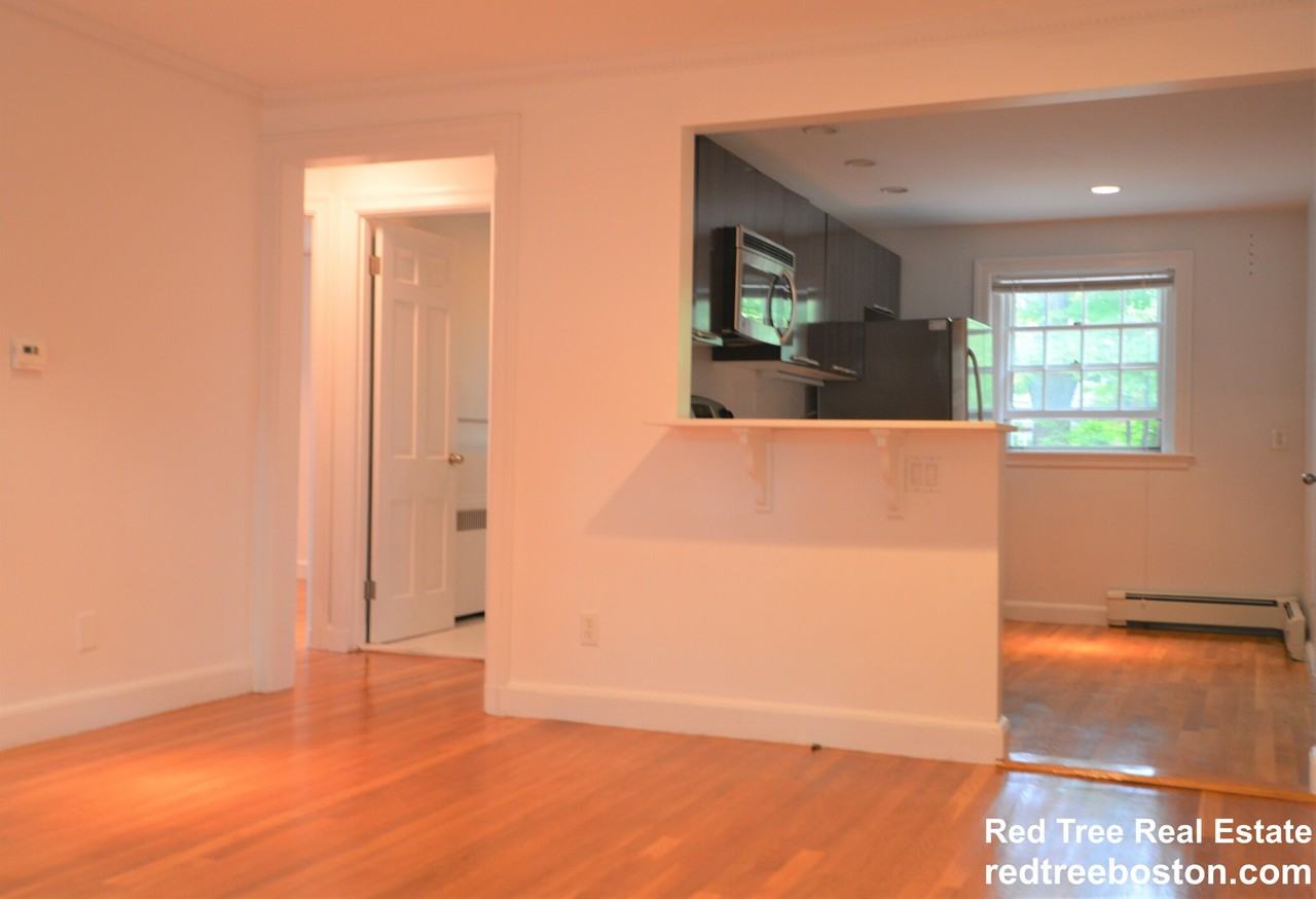 67 Wyman St #4 - Photo 7 of 17
