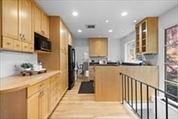 76 Hill St - Photo 3 of 6