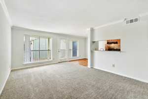 featured image of 10225 Bissonnet St