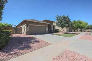 11863 W Alvarado Rd - Photo 1 of 1