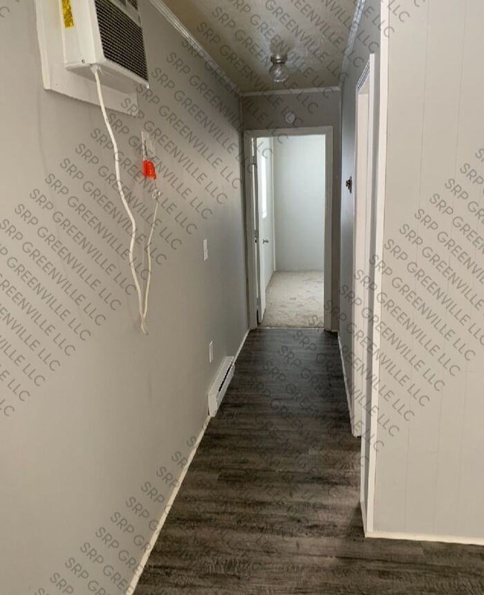 236 Henderson Cir #61 - Photo 2 of 5