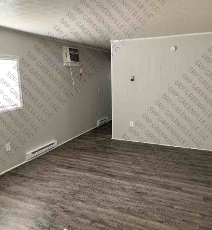 236 Henderson Cir #61 - Photo 3 of 5