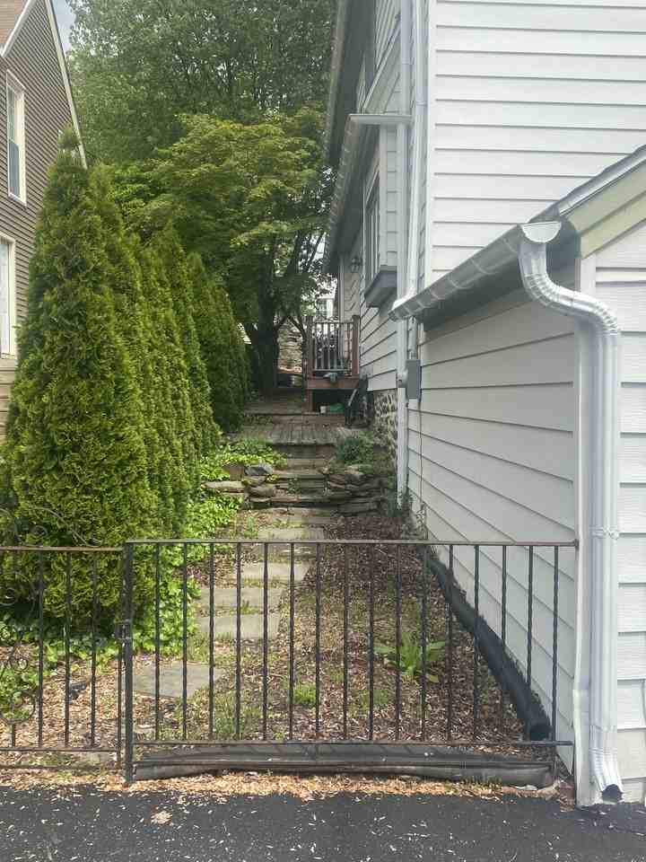 1404 Greywall Ln #NA - Photo 3 of 13