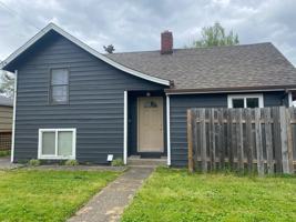 featured image of 2305 Nw Fillmore Ave #3