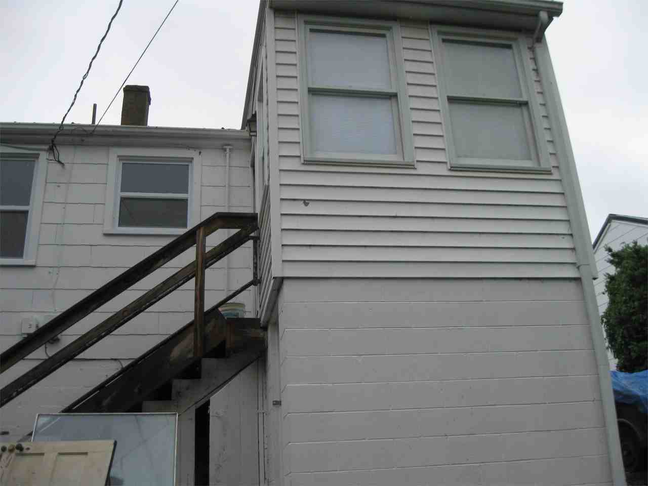 117 Polk St - Photo 3 of 26