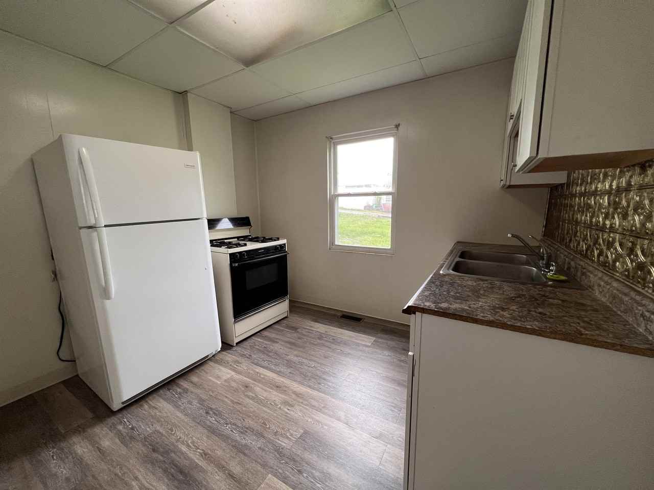 827 W Virginia Ave #2 - Photo 2 of 17