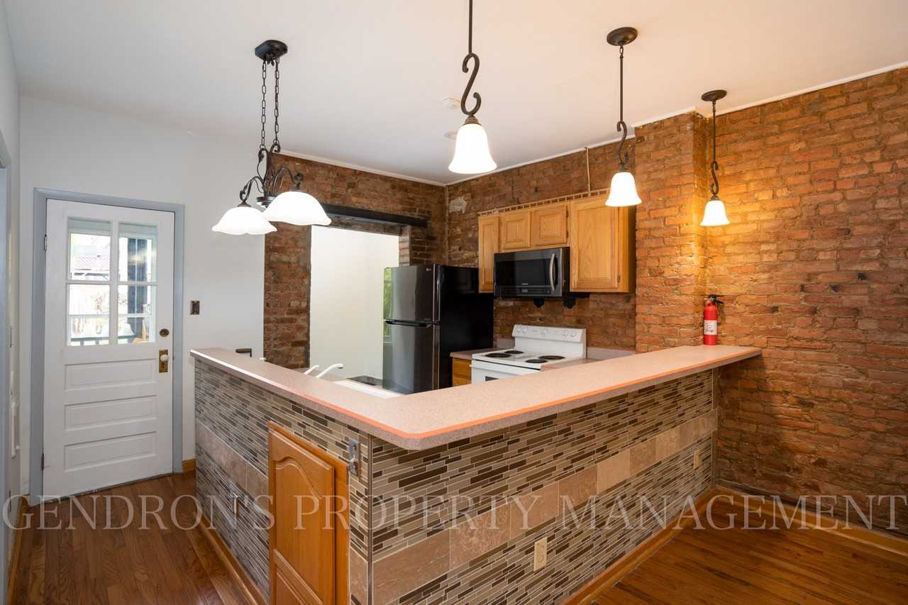 283 Lark St #1 - Photo 2 of 22