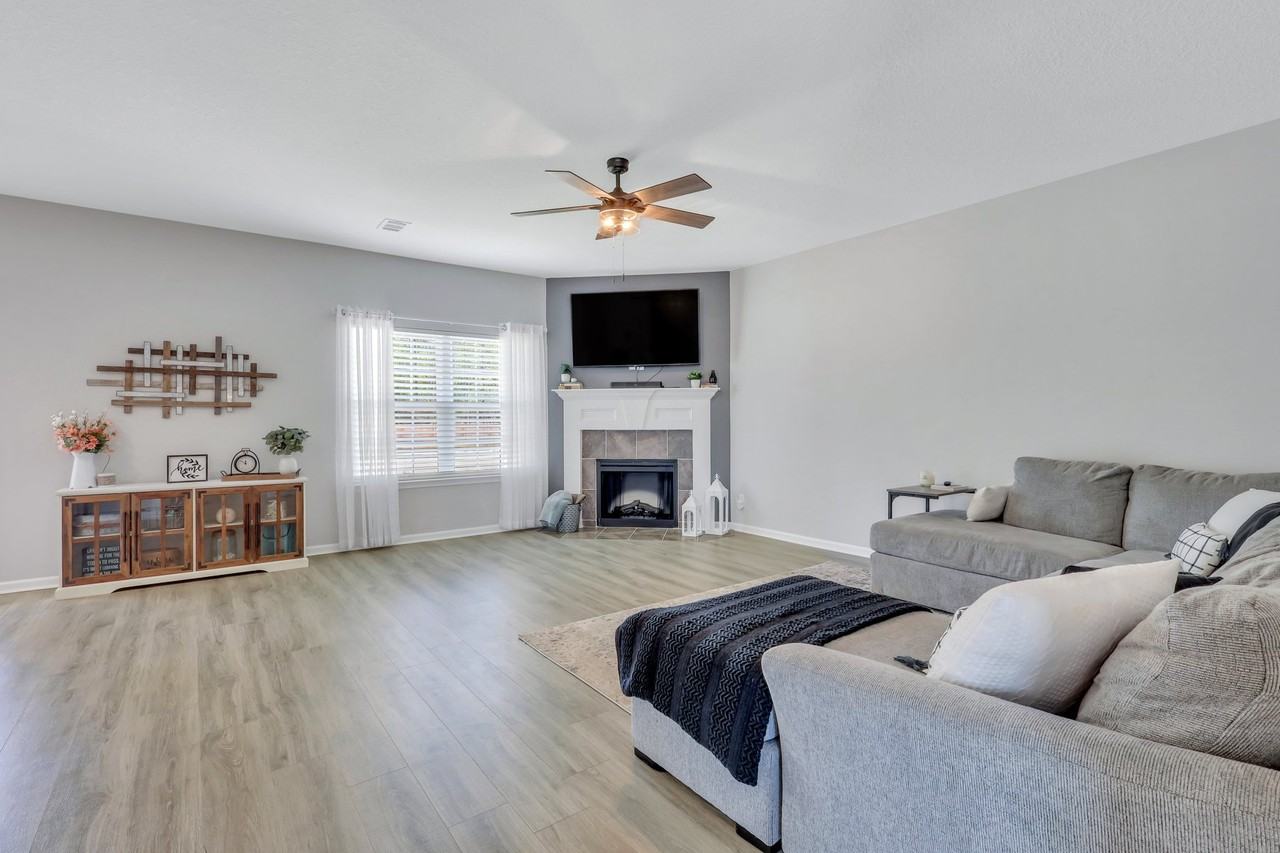 91 Firefly Trce Ne #1 - Photo 6 of 30