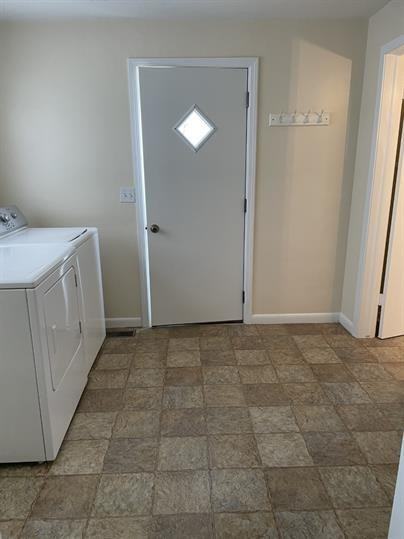 521 N Main St - Photo 3 of 10