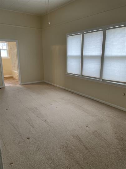 521 N Main St - Photo 2 of 10