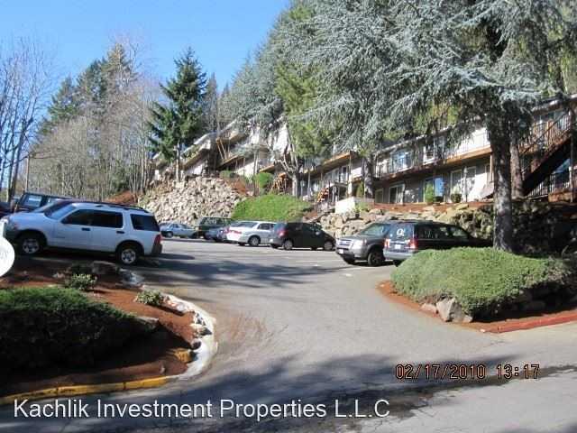 911 SW BROADWAY DR. - Photo 3 of 4