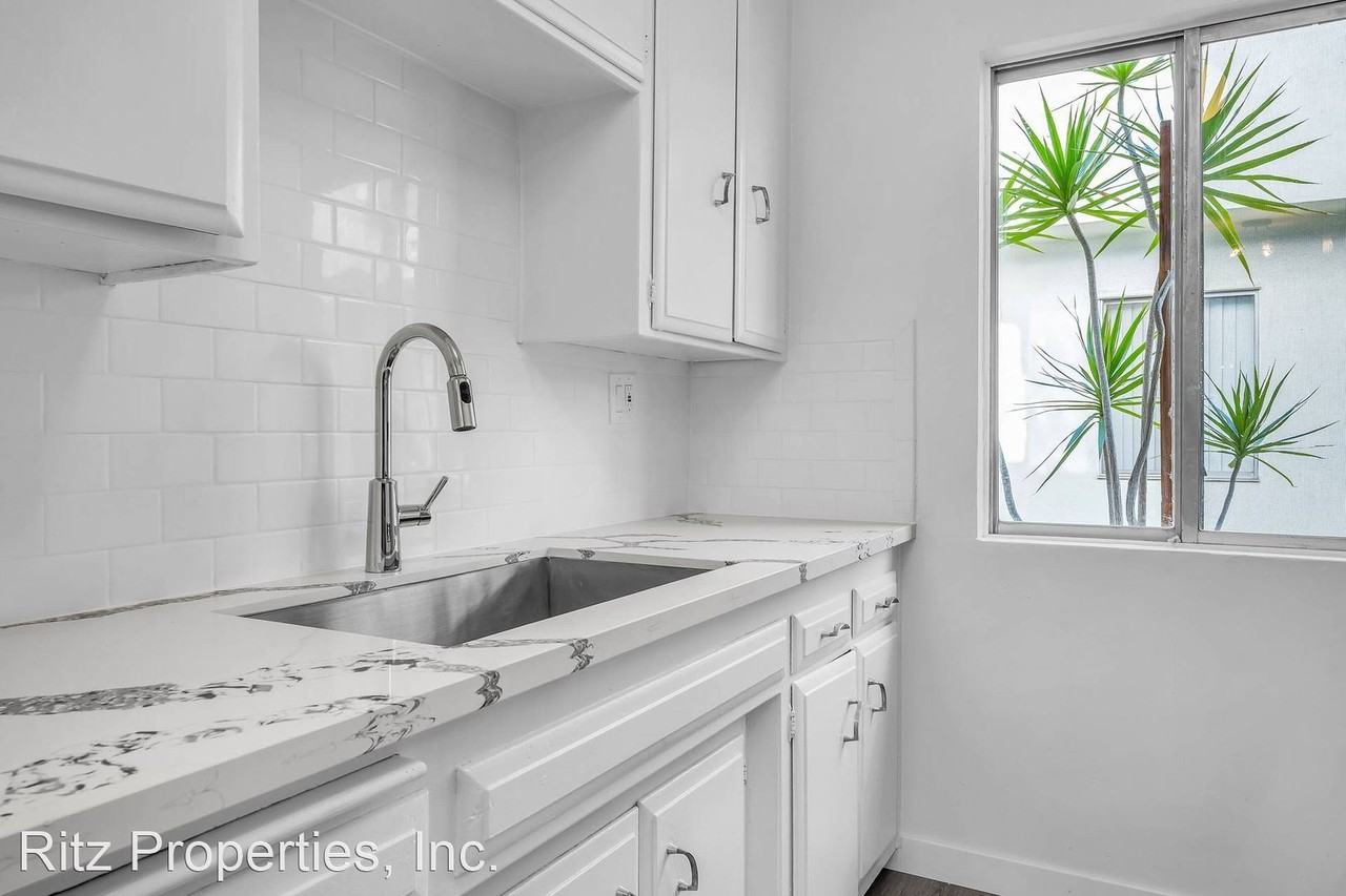 1035 N. Stanley Ave - Photo 2 of 12