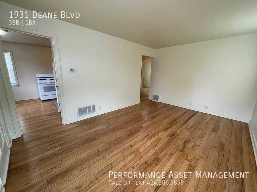 1931 Deane Blvd - Photo 2 of 17