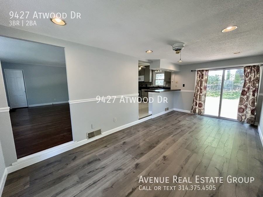 9427 Atwood Dr - Photo 2 of 17