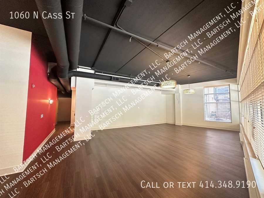 1060 N Cass St - Photo 2 of 11