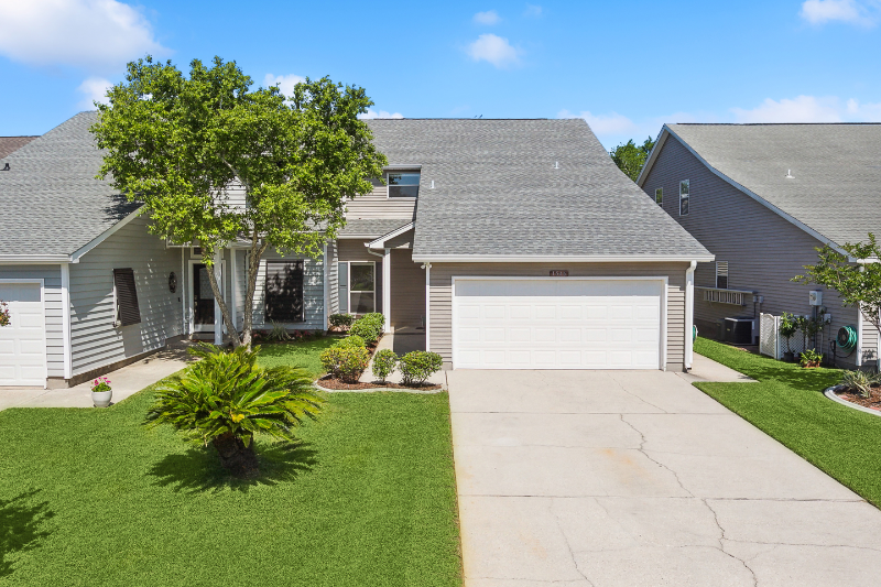 1546 Marina Dr - Photo 2 of 24