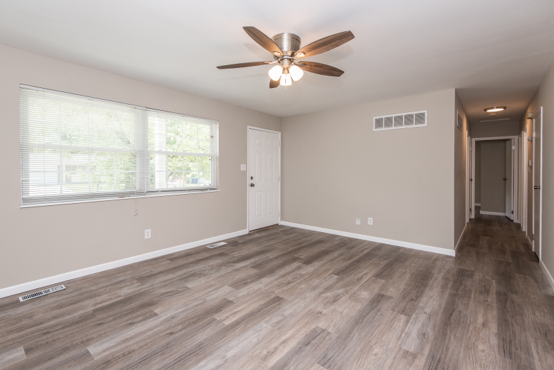 11229 Terry Ave - Photo 3 of 29