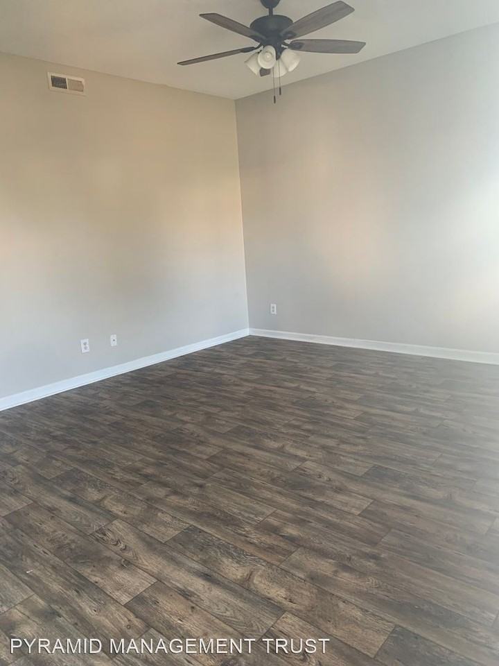 301 A Speed St - Photo 3 of 19