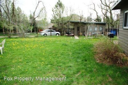 1501 Orchard Ave - Photo 3 of 14