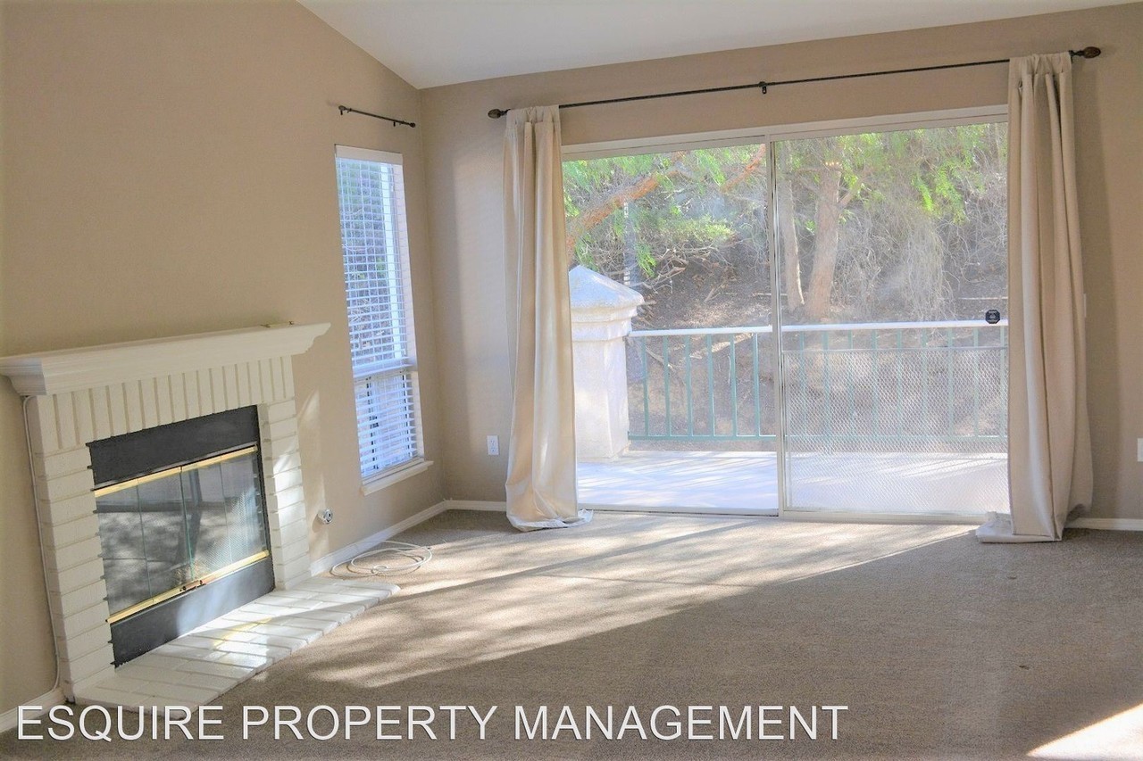 468 Shelburne Ln #C - Photo 2 of 15