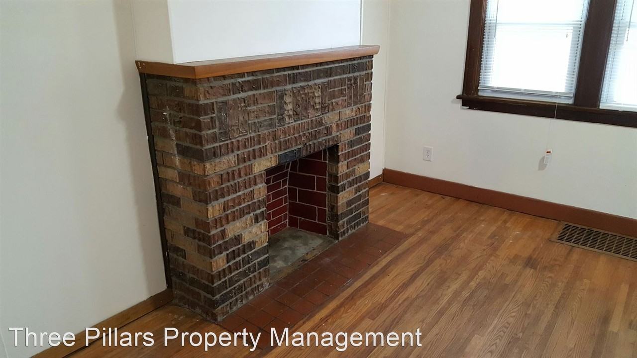 605 8th Ave Se - Photo 3 of 6