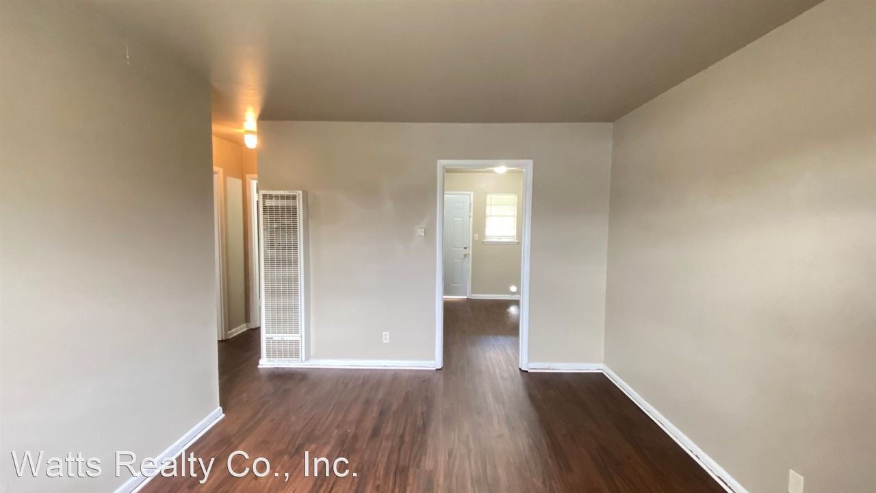 101 -105 8th Avenue West 616 - 626 1st Street West - Photo 2 of 9