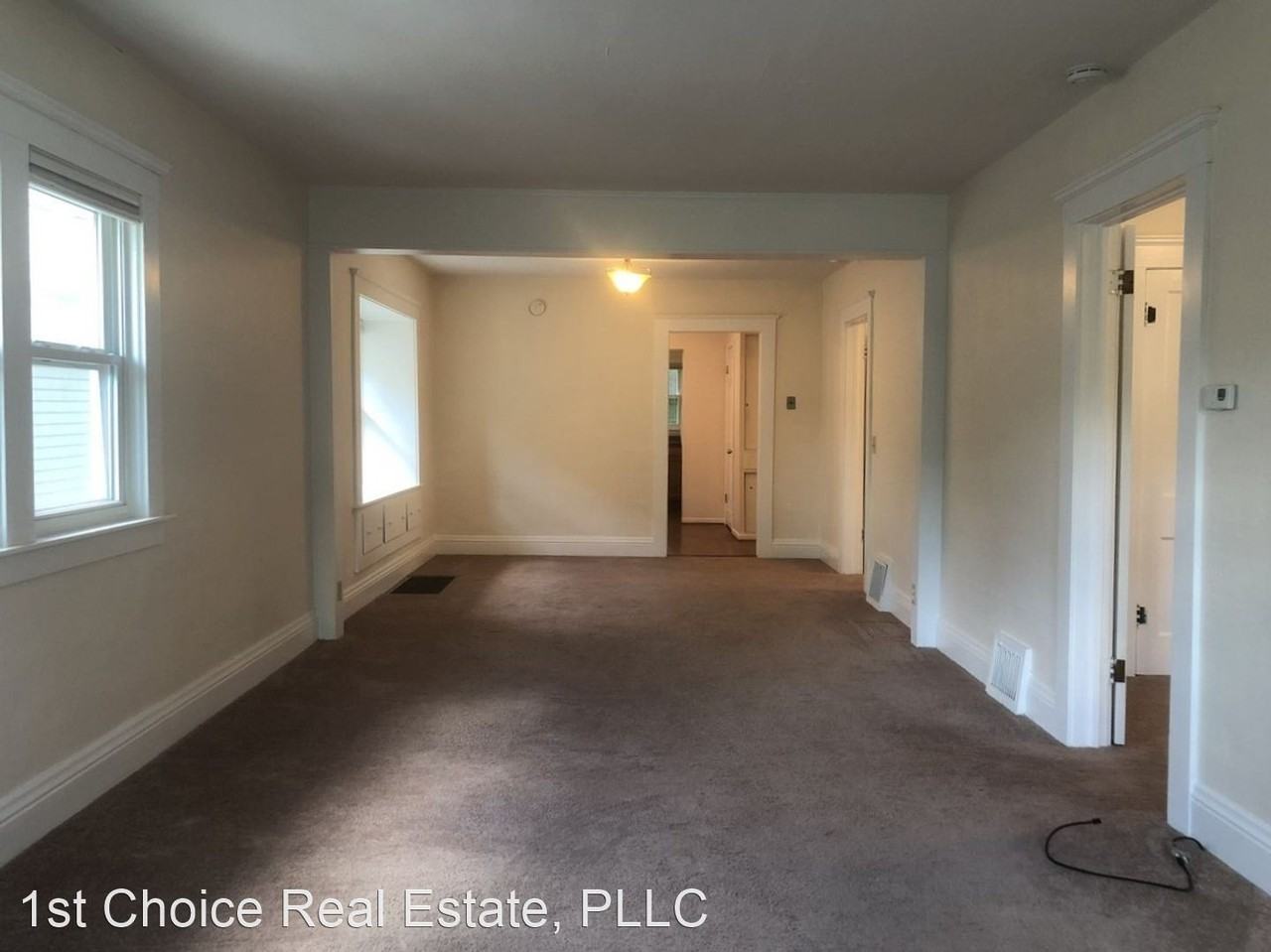 530 Shepard St - Photo 2 of 12