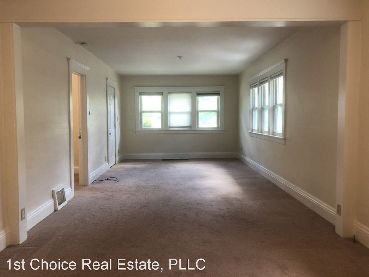 530 Shepard St - Photo 3 of 12