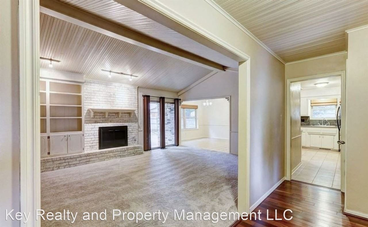 2328 Red Elm Ct - Photo 2 of 42