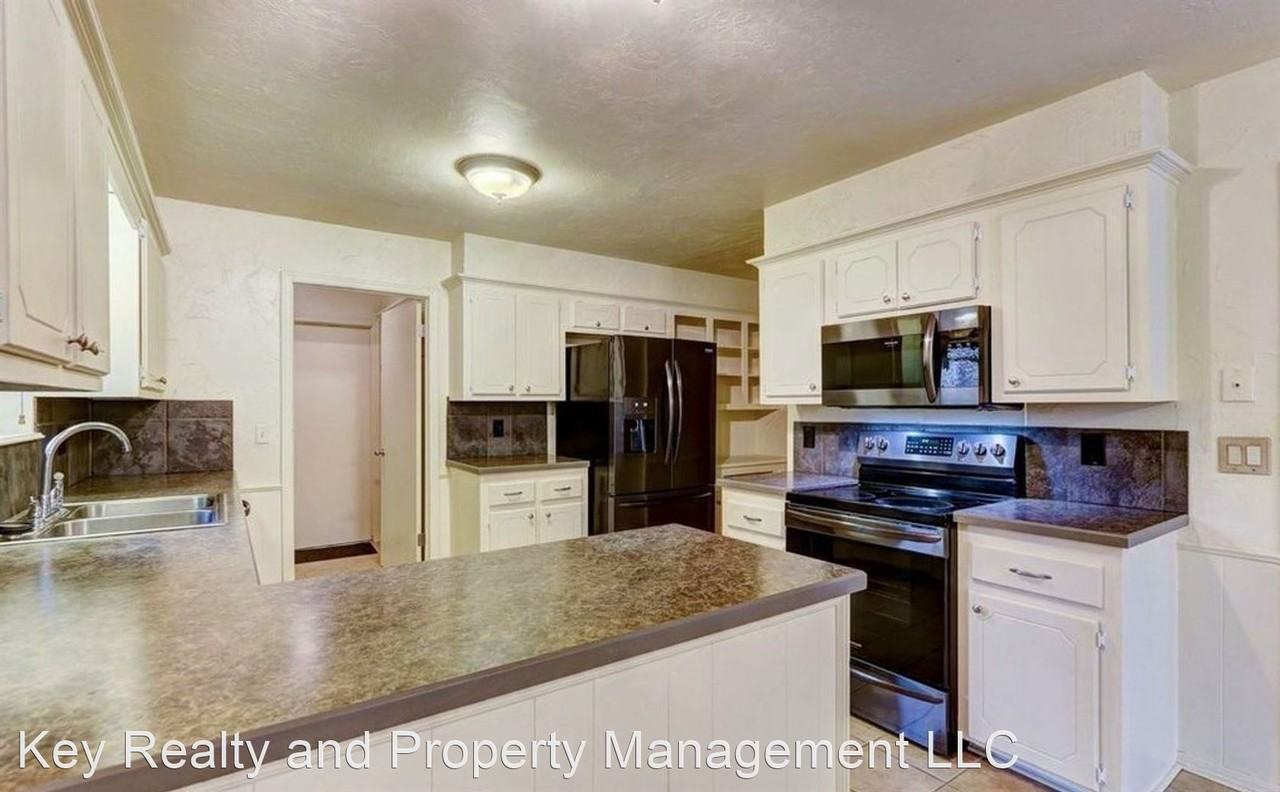 2328 Red Elm Ct - Photo 3 of 42