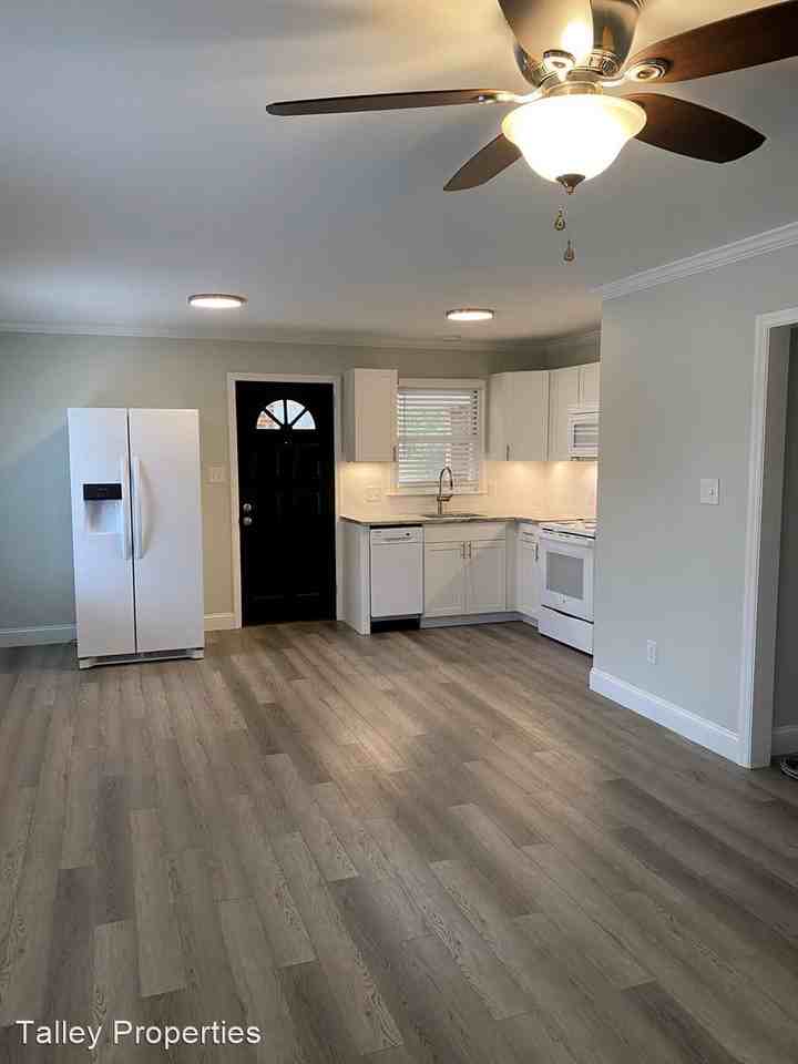 104 Secrest Avenue Ext - Photo 3 of 8